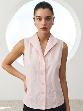 Jones New York Soft Pink Sleeveless Collared Button-Front Blouse